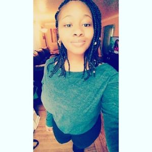 Meet your Posher, Shayna